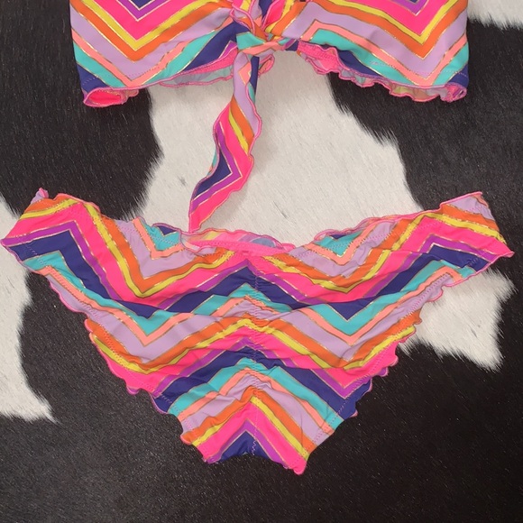 Victorias Secret Rainbow Zigzag Lettuce Hem Bikini, Medium top, small bottom - Picture 5 of 14
